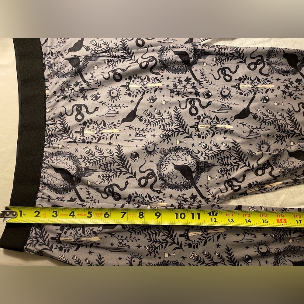 Maxi Skirt with Gothic Symbols Gray & Black Size L - Picture 12 of 15